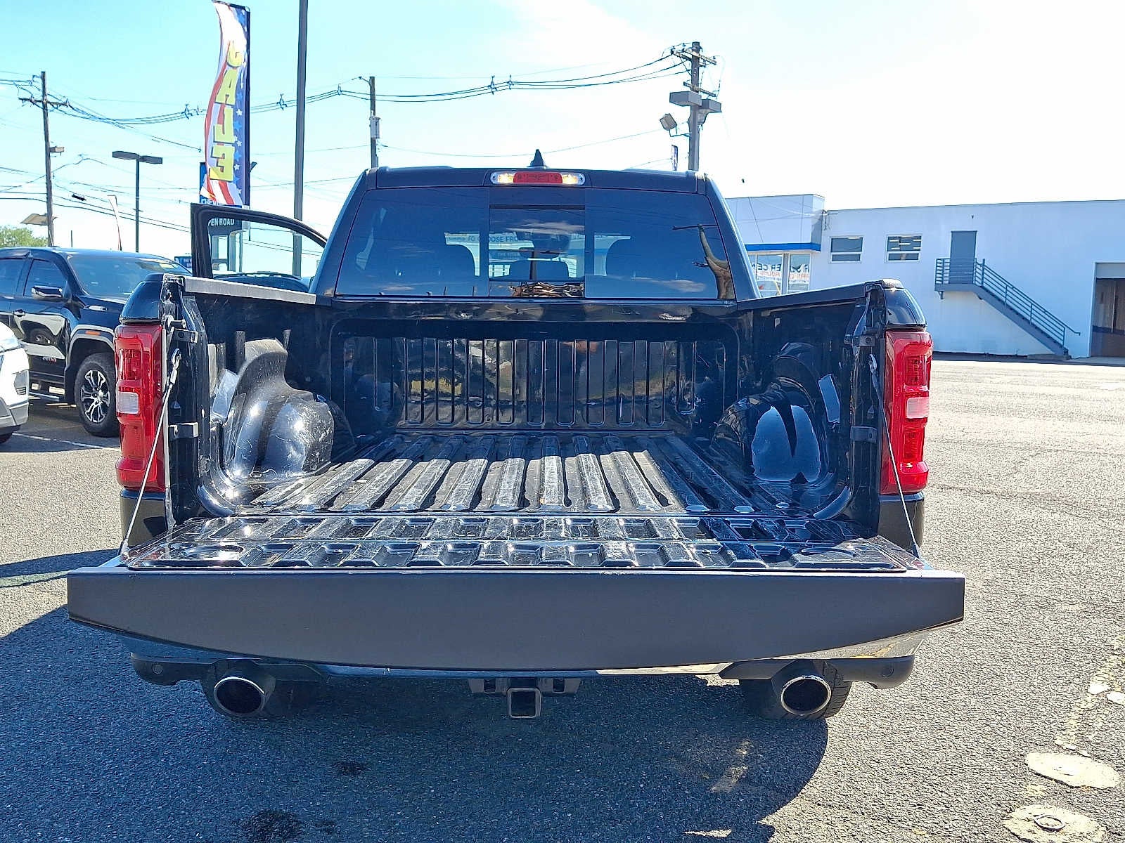 2025 RAM 1500 Big Horn Crew Cab 4x4 5'7" Box
