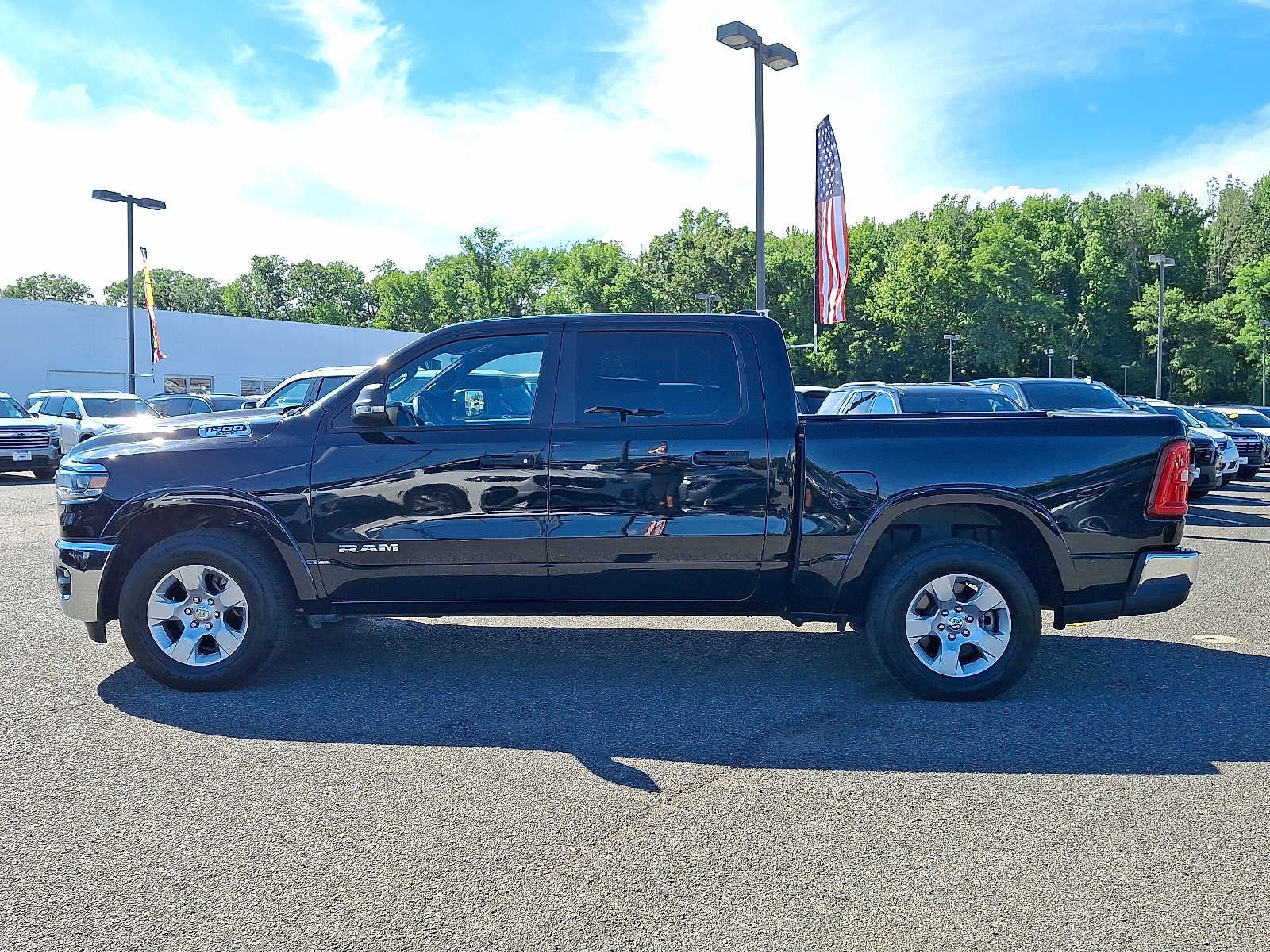 2025 RAM 1500 Big Horn Crew Cab 4x4 5'7" Box