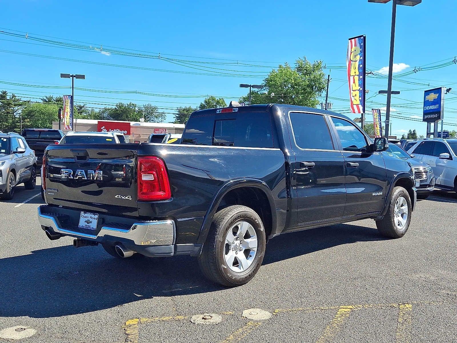 2025 RAM 1500 Big Horn Crew Cab 4x4 5'7" Box