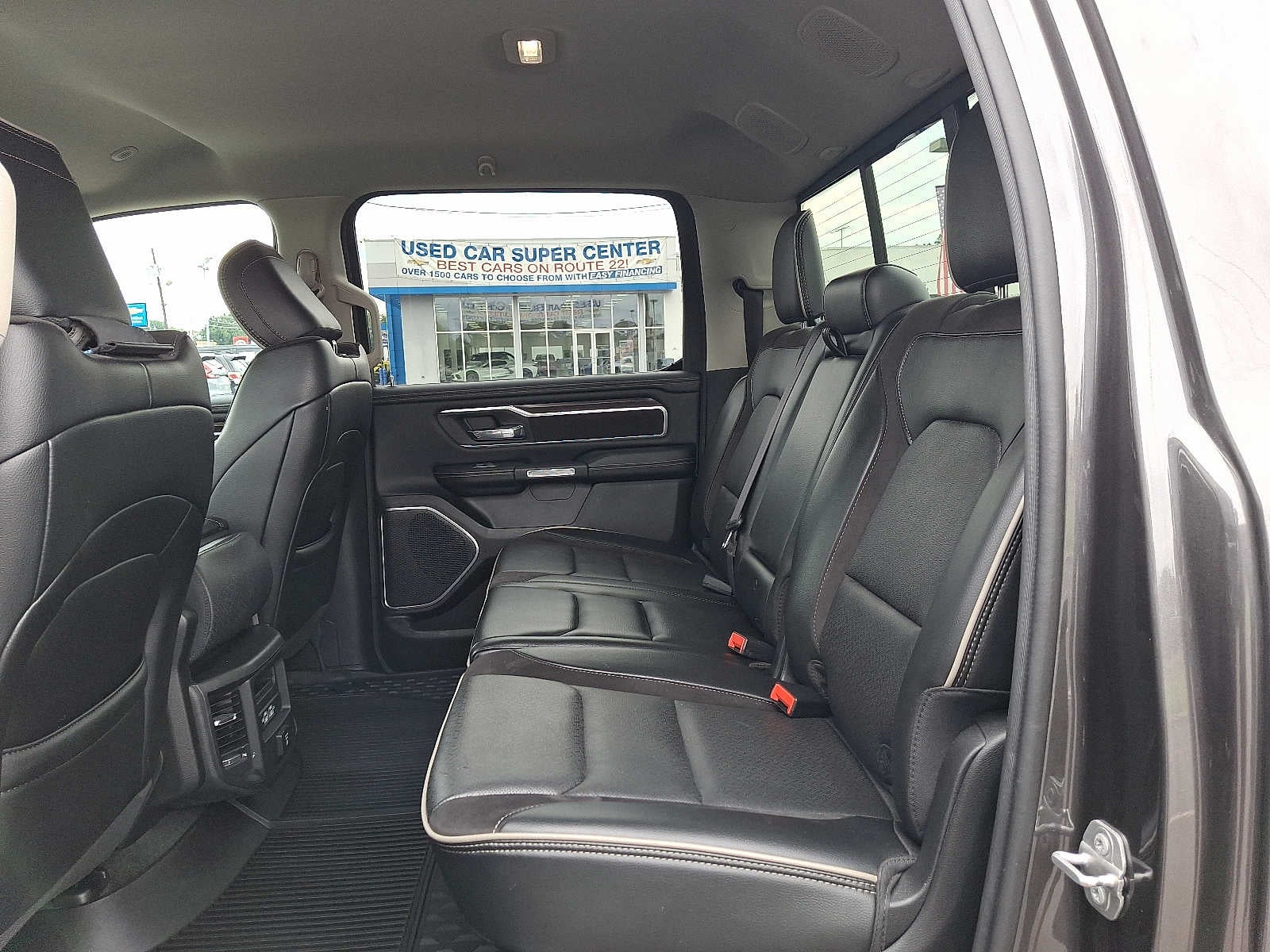 2022 RAM Ram 1500 Pickup Laramie - Photo 10