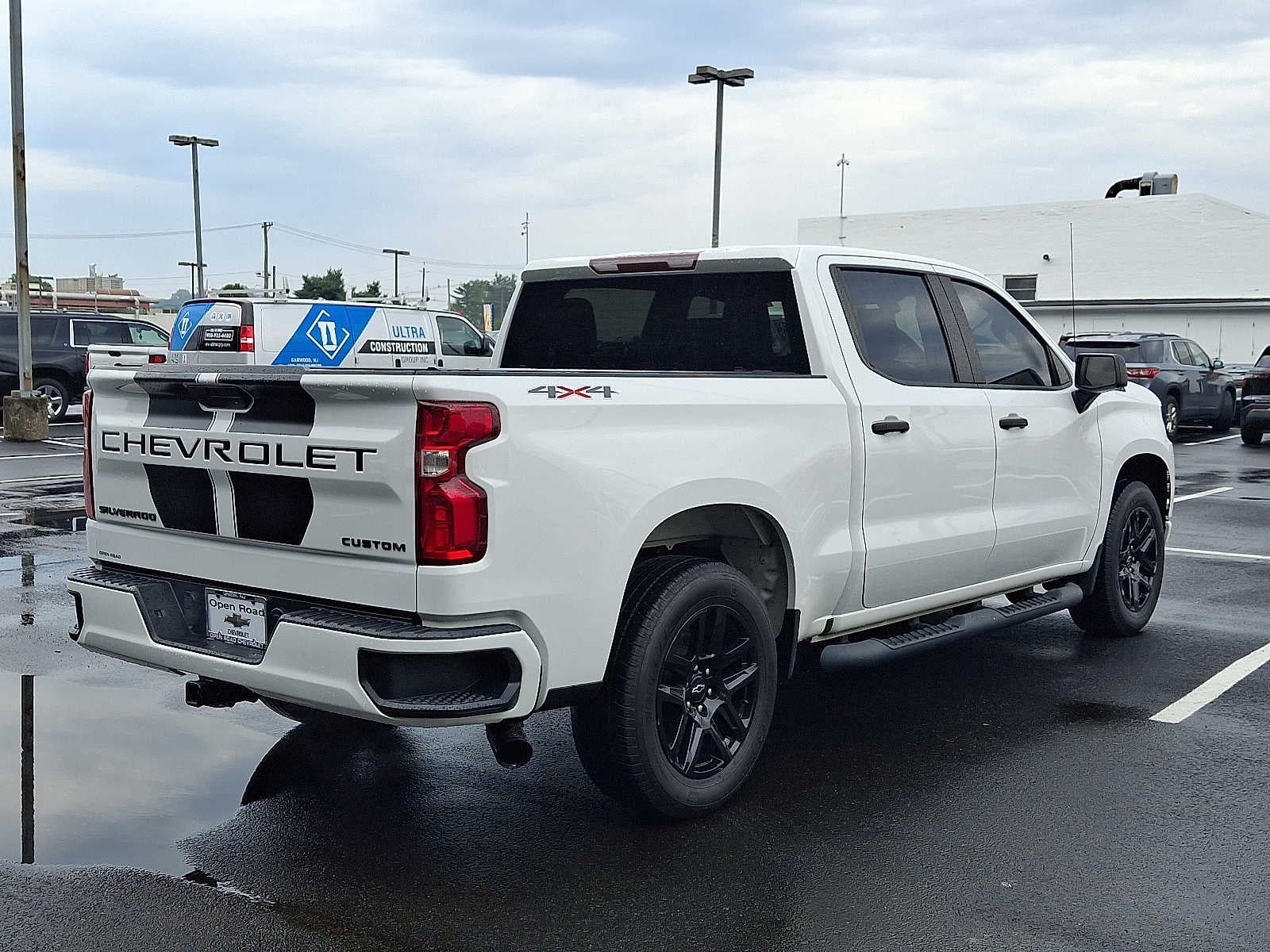 2021 Chevrolet Silverado 1500 Custom