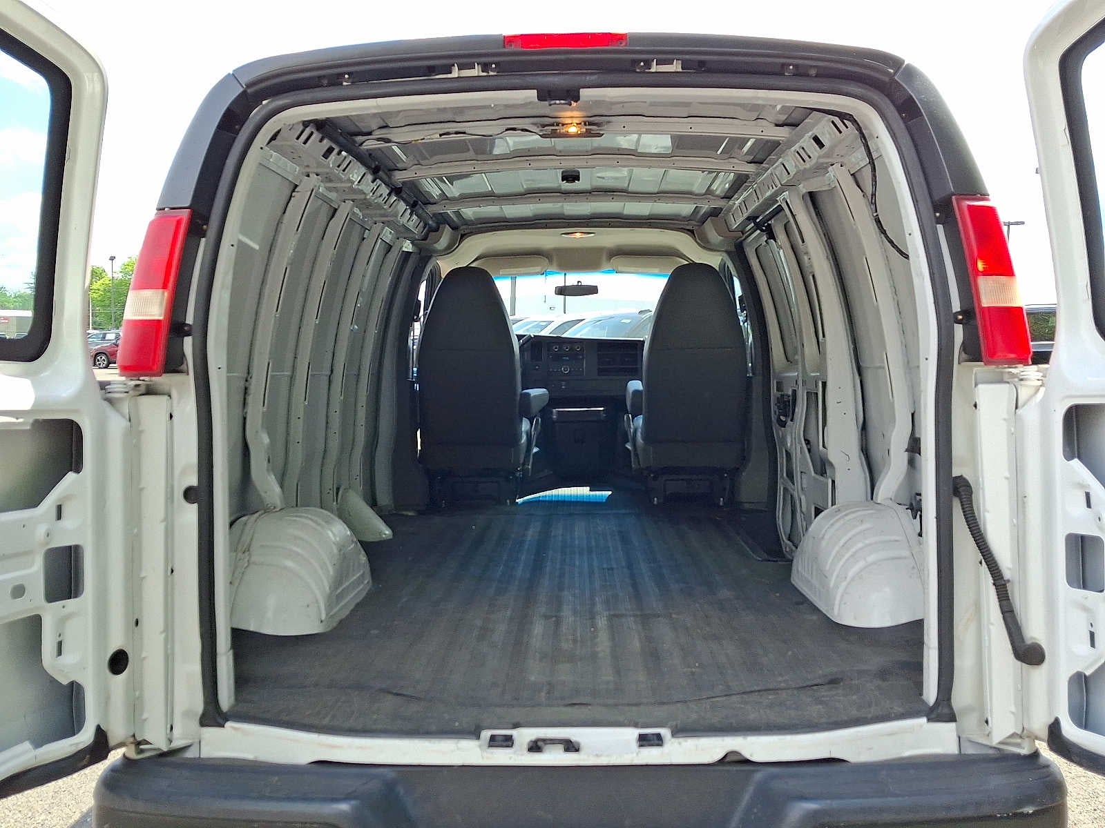 2012 Chevrolet Express Cargo 2500 RWD 2500 135"