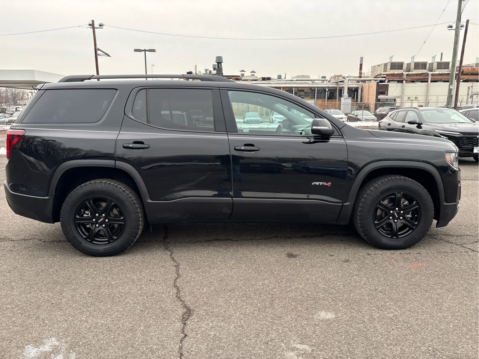 2023 GMC Acadia AT4