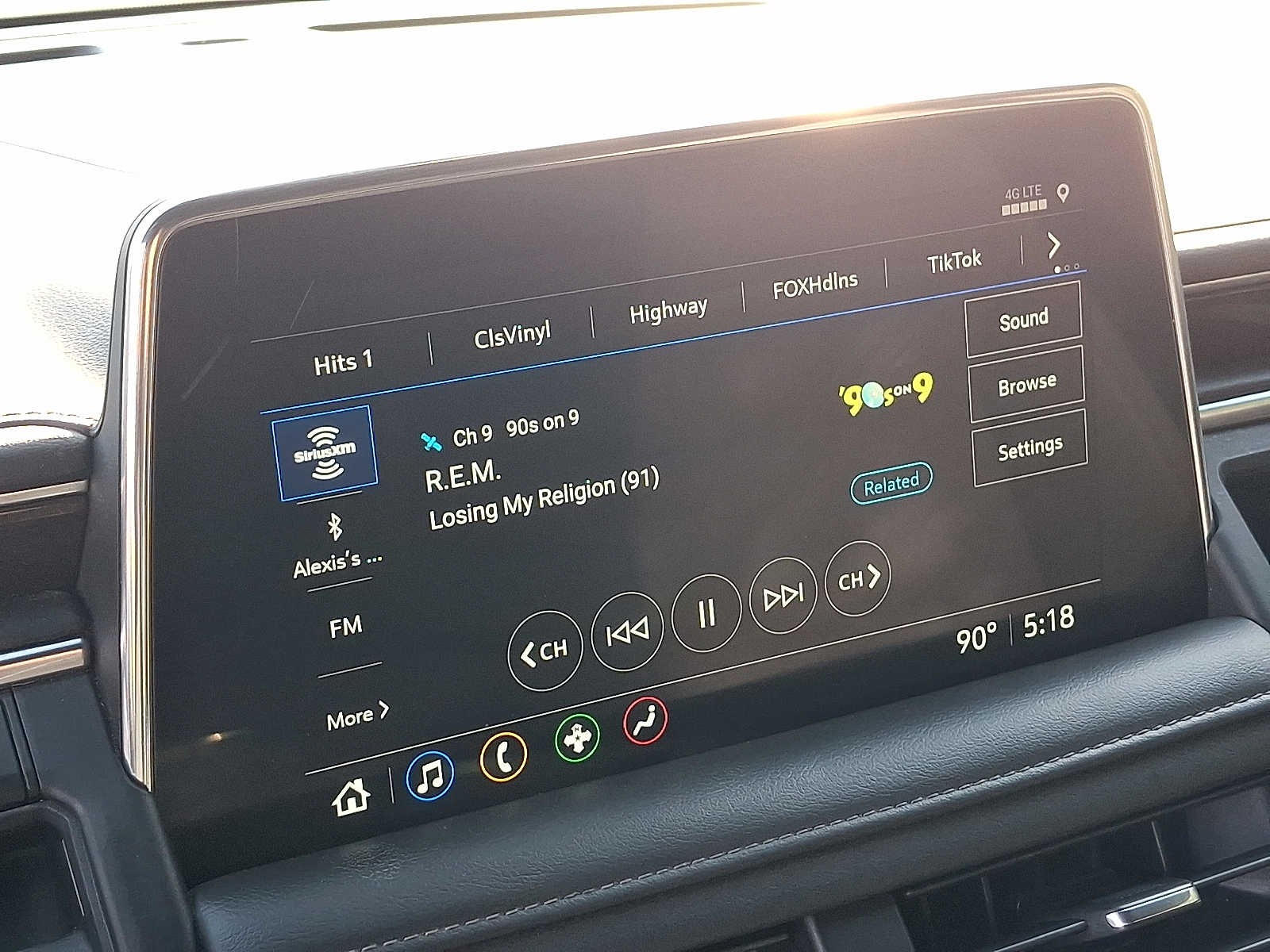 2021 GMC Yukon SLE