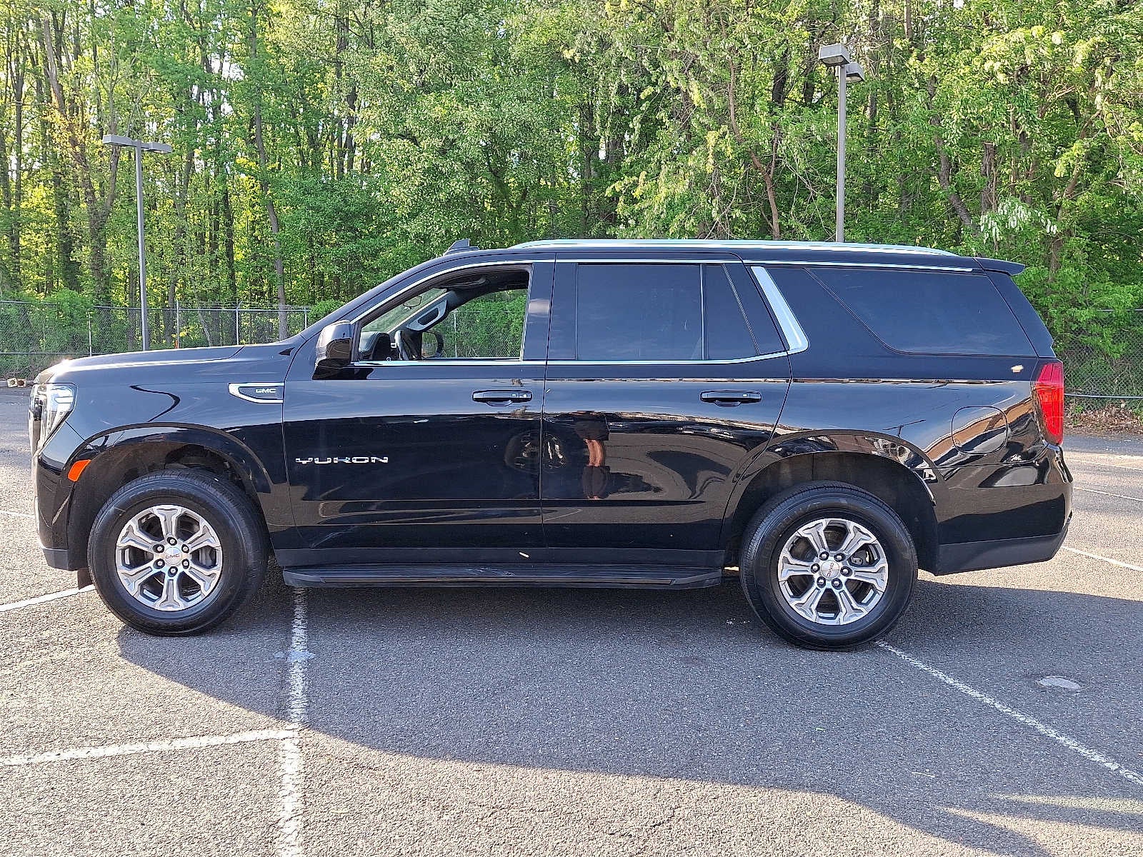 2021 GMC Yukon SLE