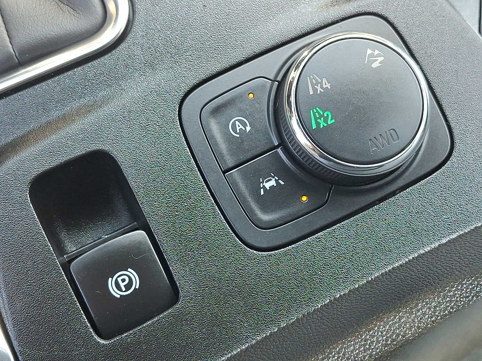 2024 Chevrolet Traverse Limited LT Cloth