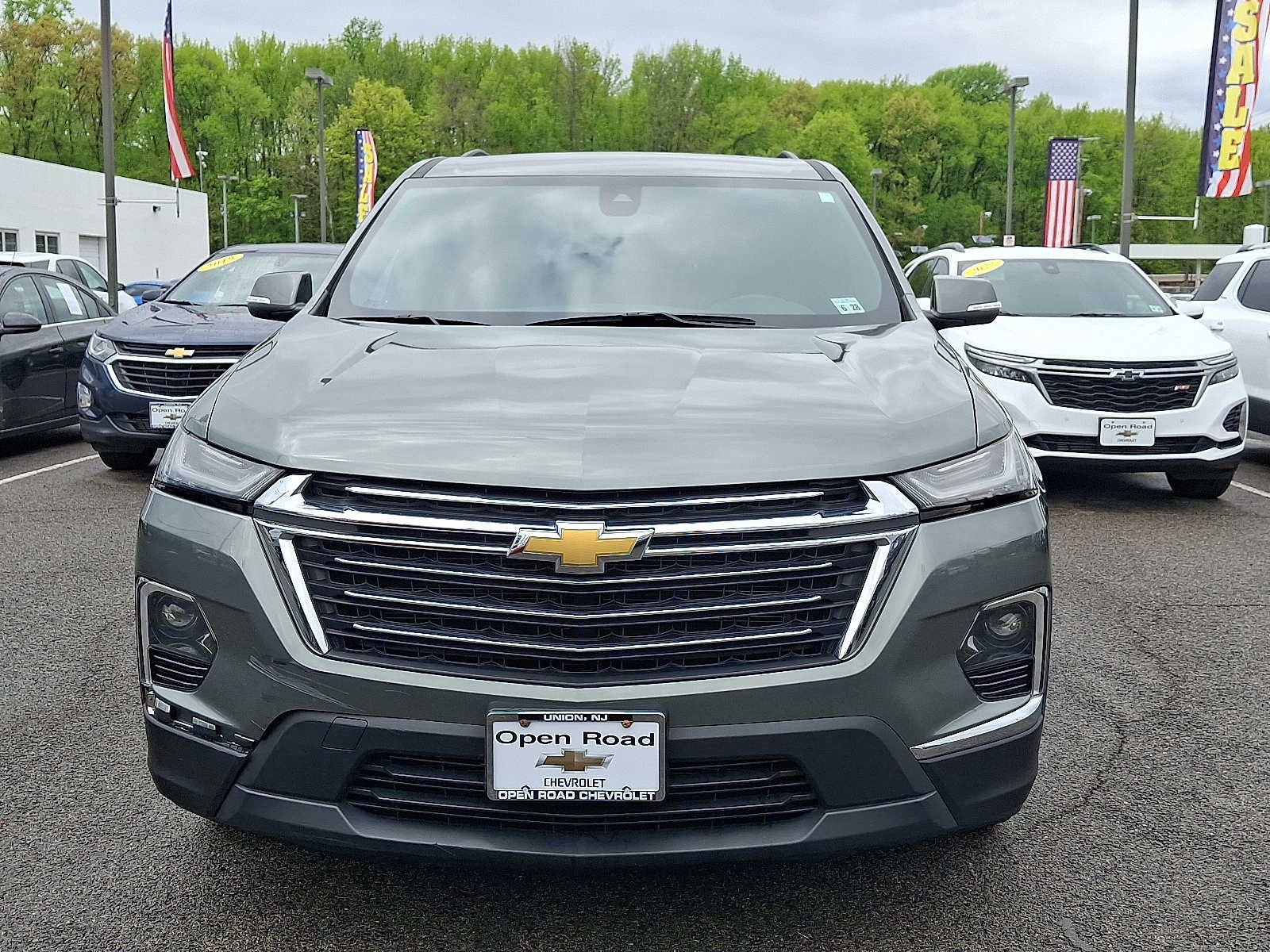 2023 Chevrolet Traverse LT Cloth