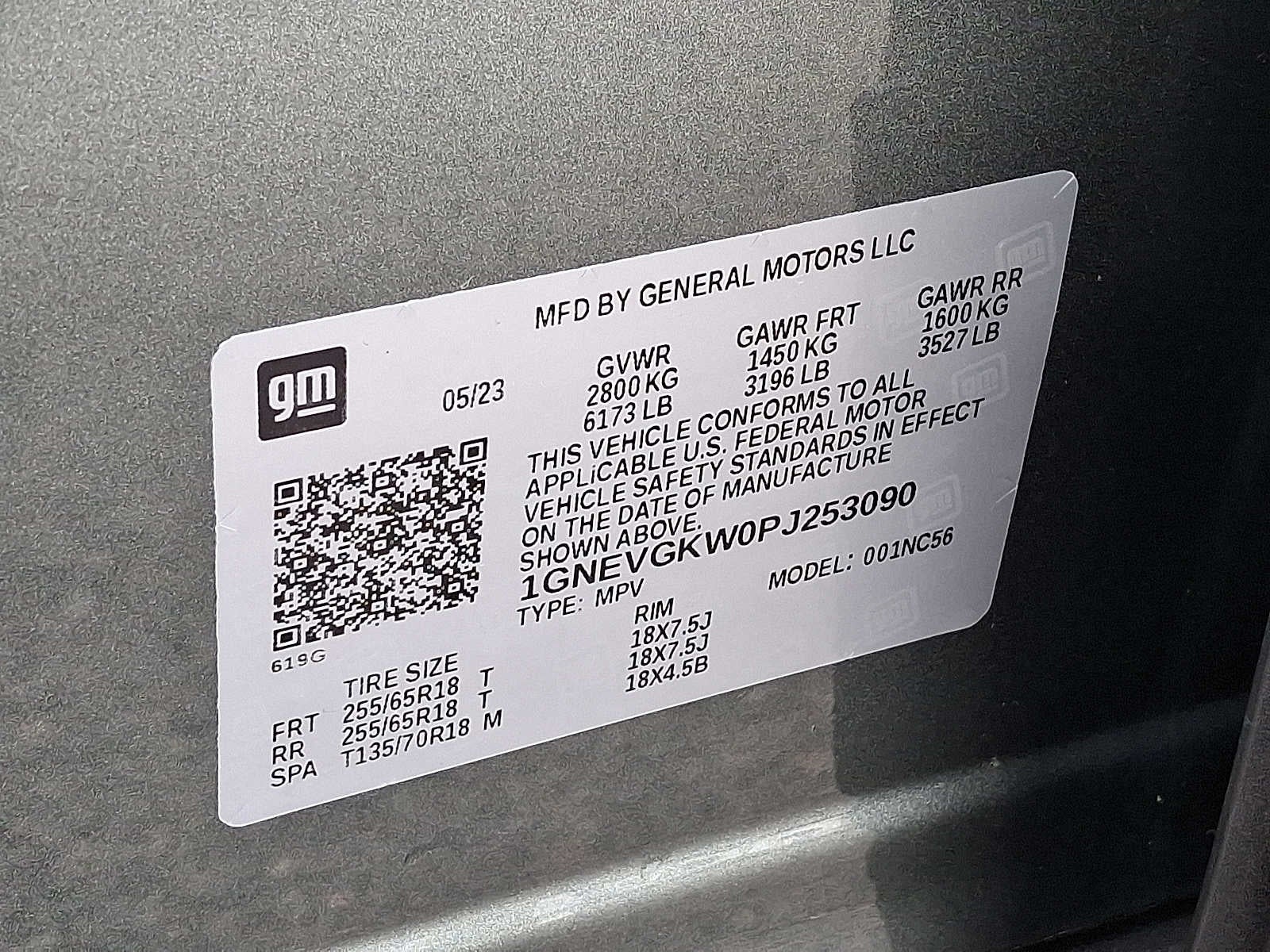 2023 Chevrolet Traverse LT Cloth