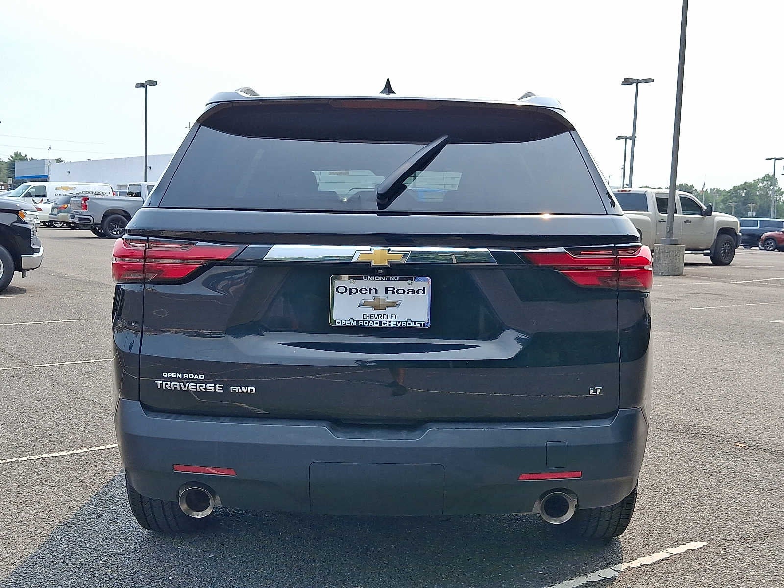 2023 Chevrolet Traverse LT Leather