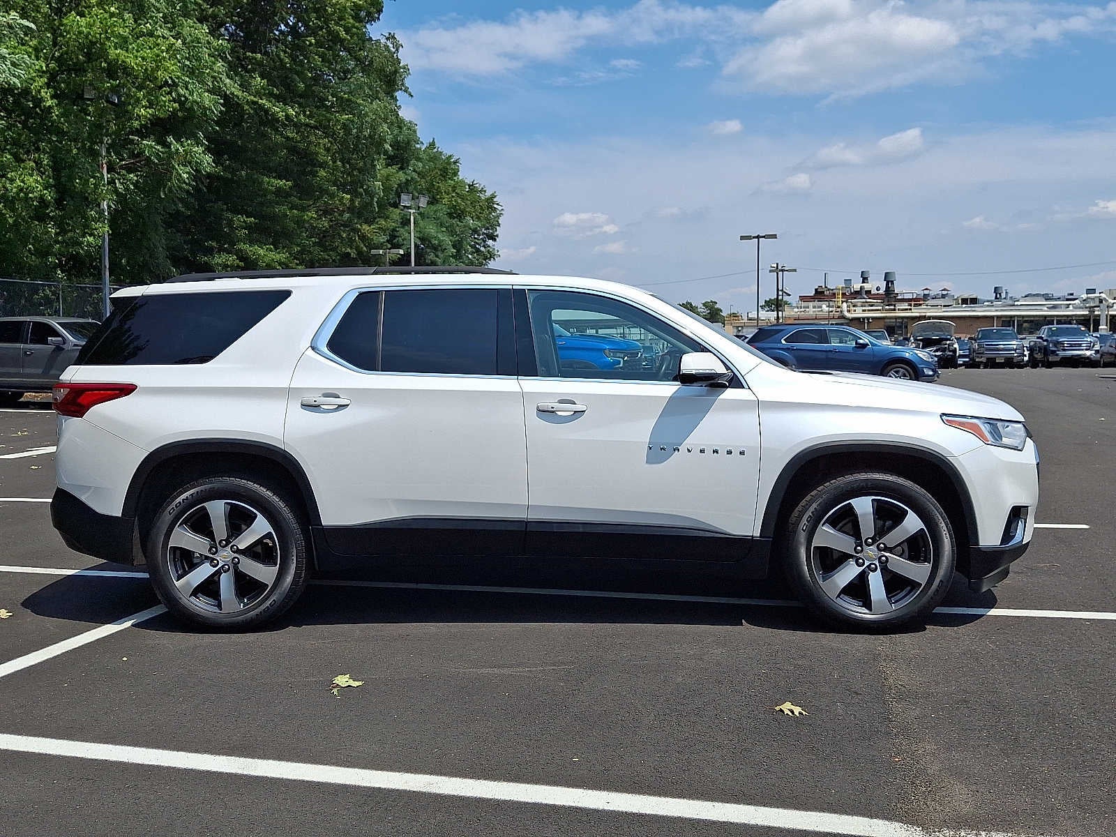 2020 Chevrolet Traverse LT Leather