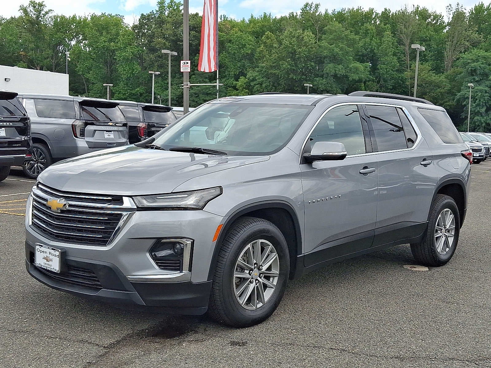 2023 Chevrolet Traverse LT Leather