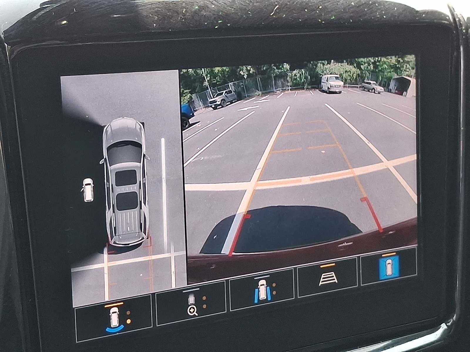 2022 Chevrolet Traverse RS
