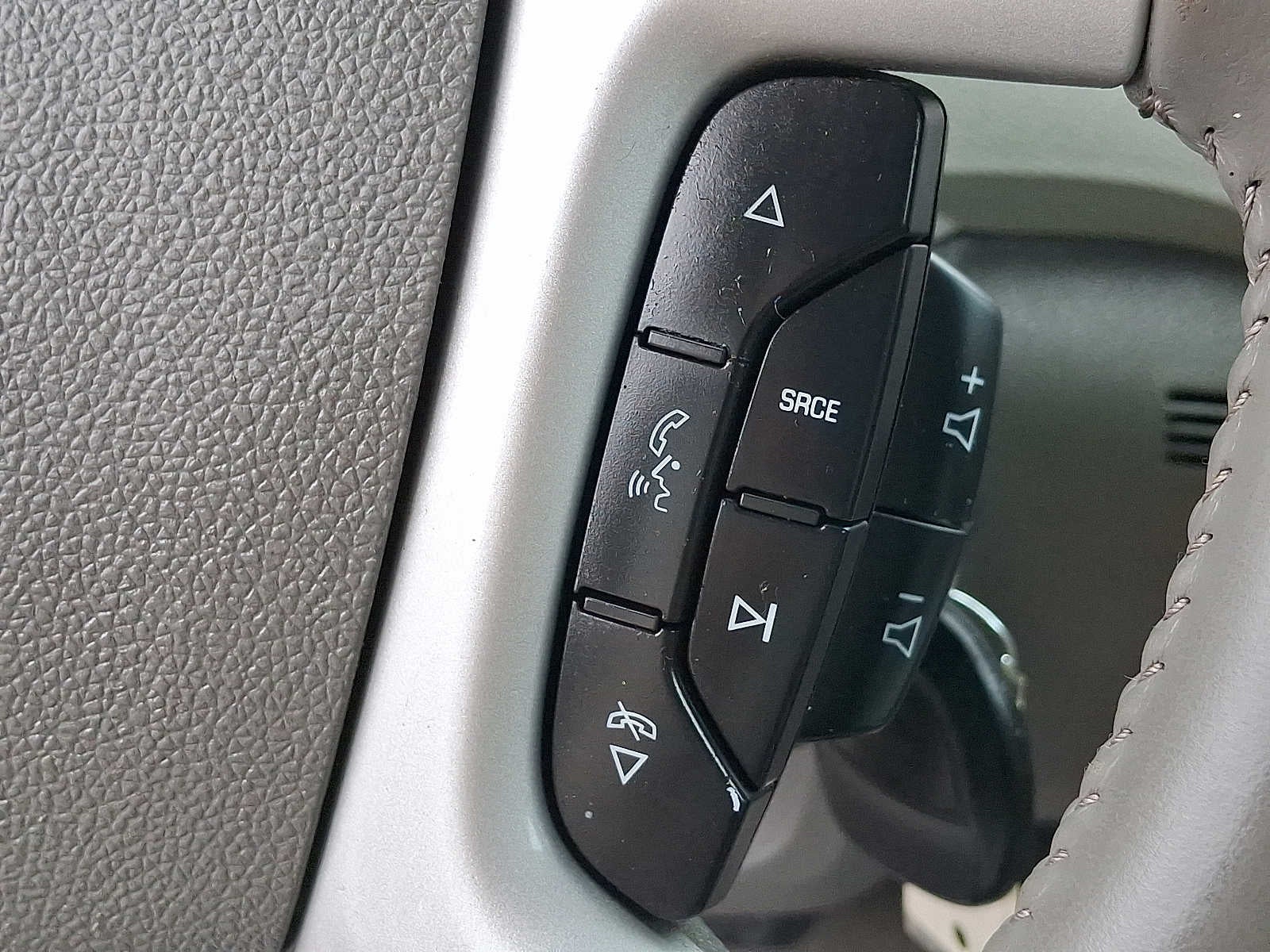 2010 Chevrolet Traverse LT w/2LT