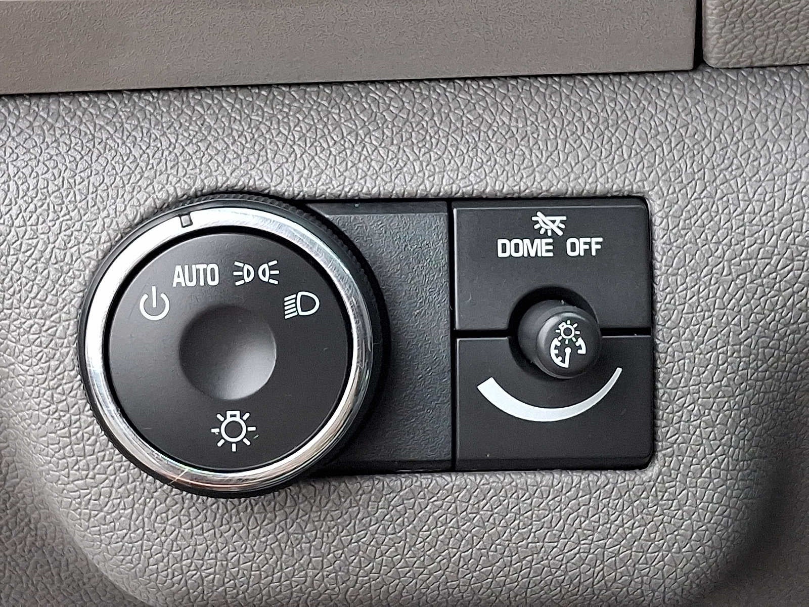 2010 Chevrolet Traverse LT w/2LT