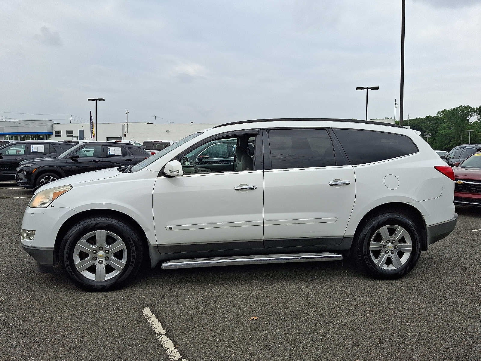 2010 Chevrolet Traverse LT w/2LT