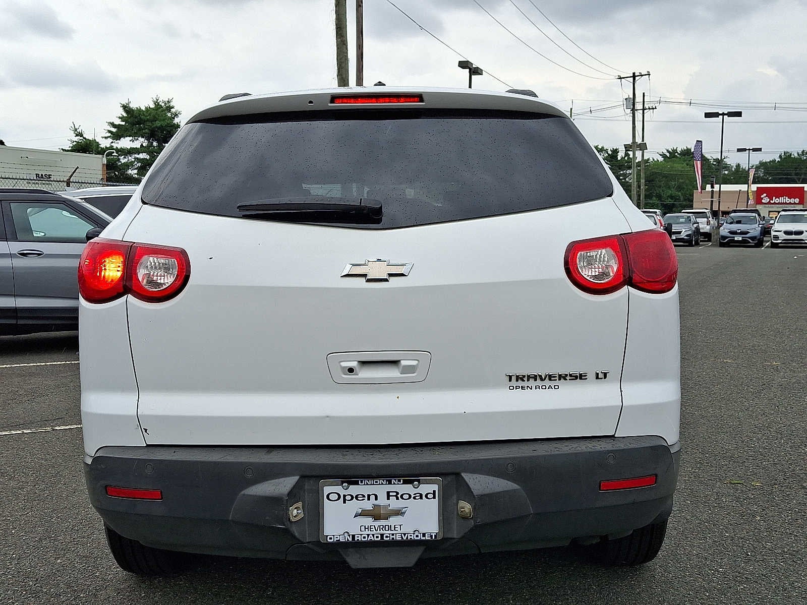 2010 Chevrolet Traverse LT w/2LT