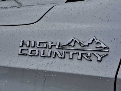2023 Chevrolet Suburban High Country