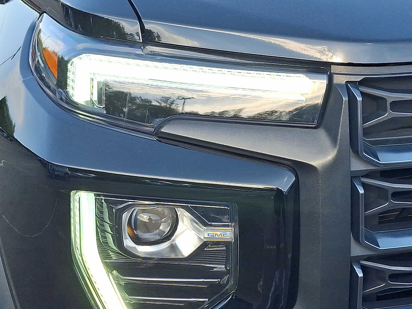 2023 GMC Canyon AT4