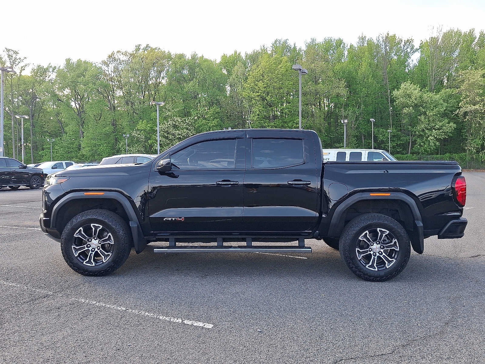 2023 GMC Canyon AT4