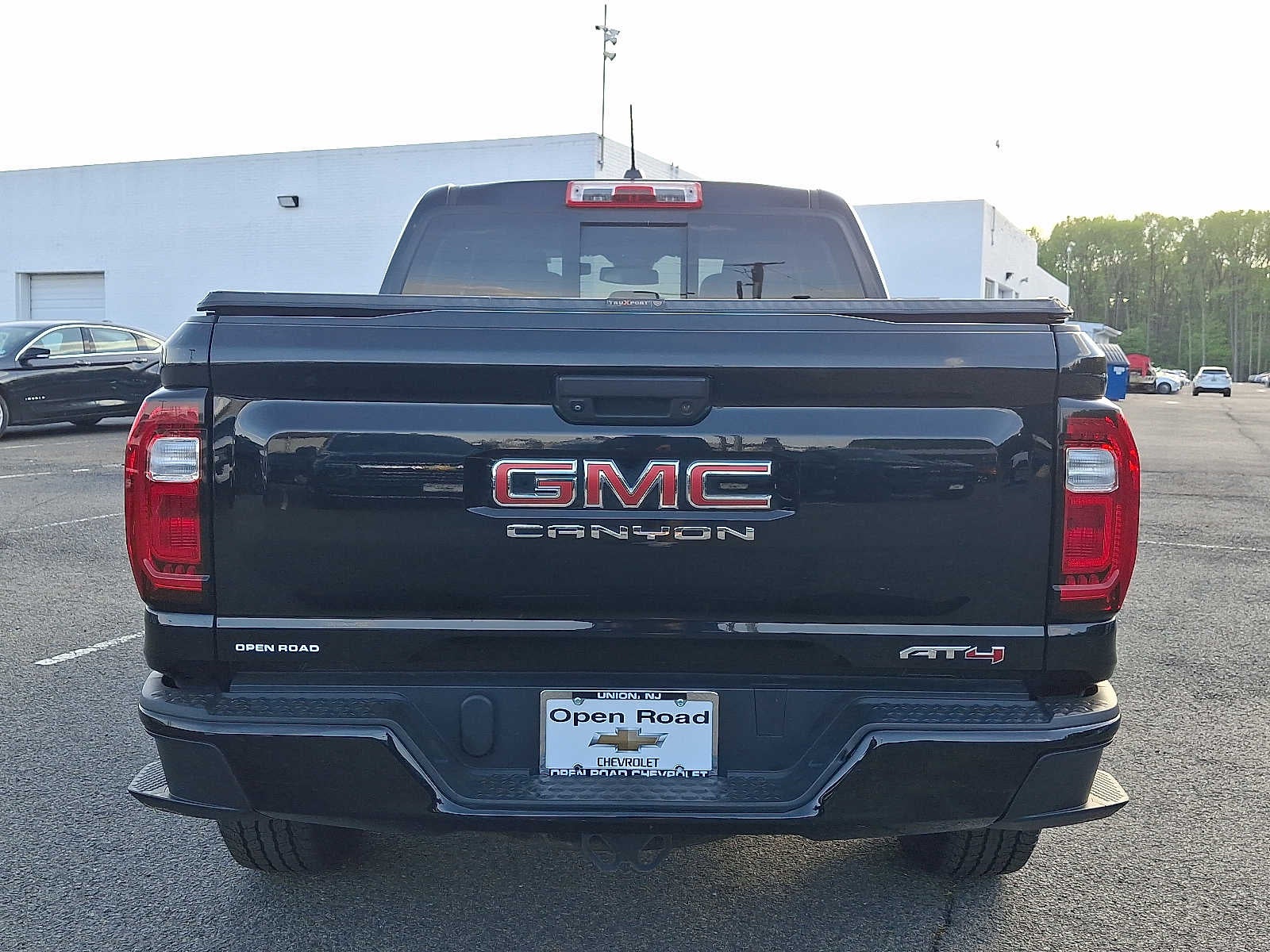 2023 GMC Canyon AT4