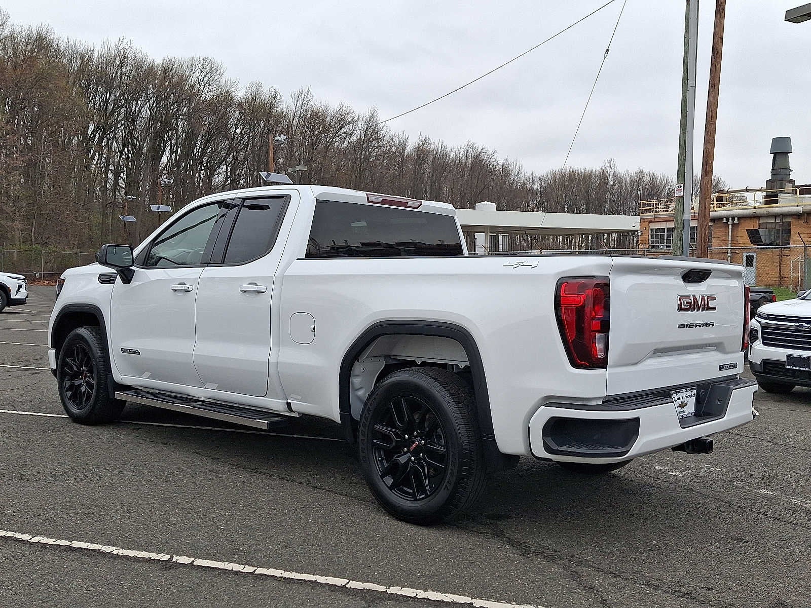 2023 GMC Sierra 1500 Elevation