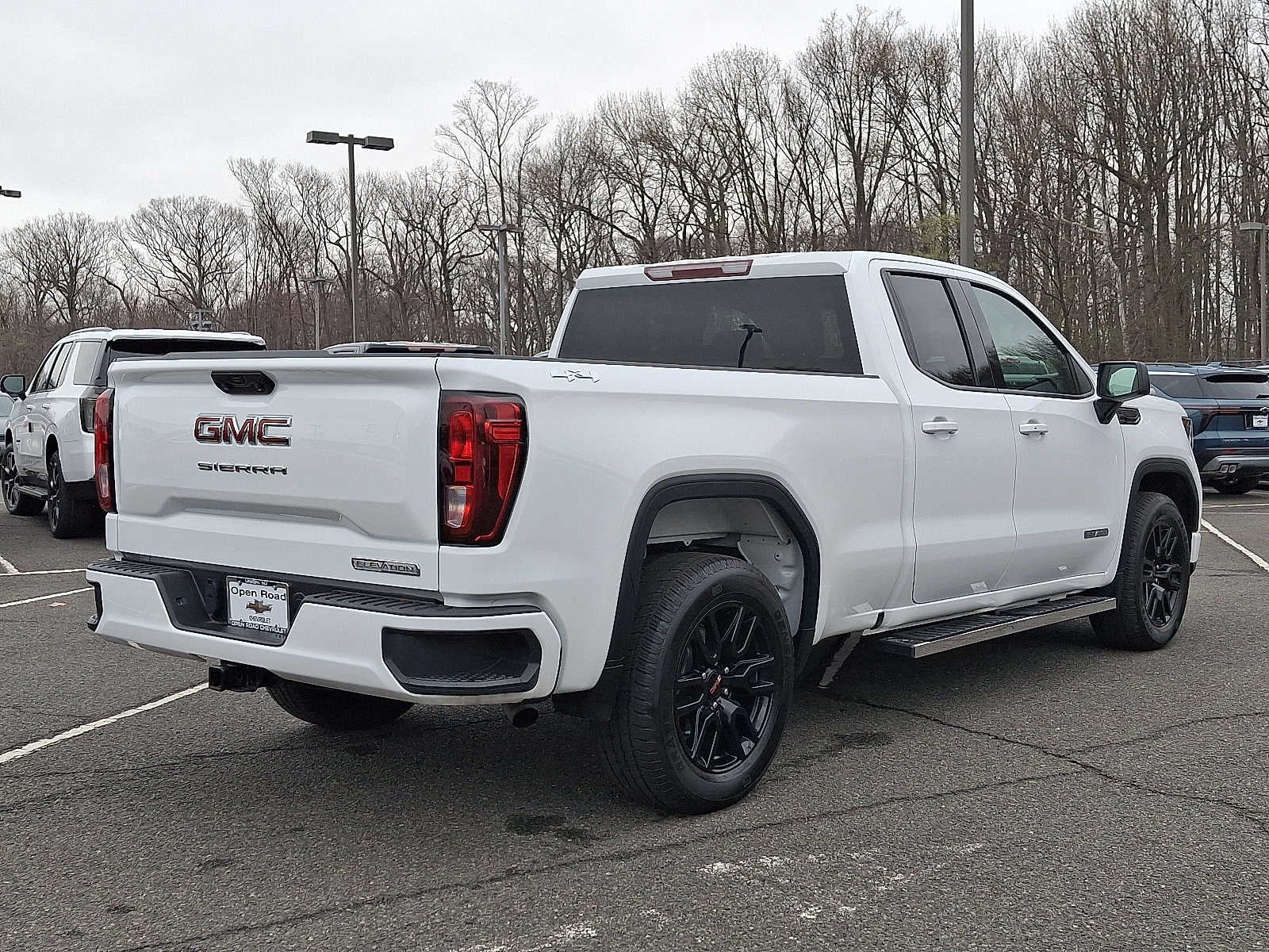 2023 GMC Sierra 1500 Elevation