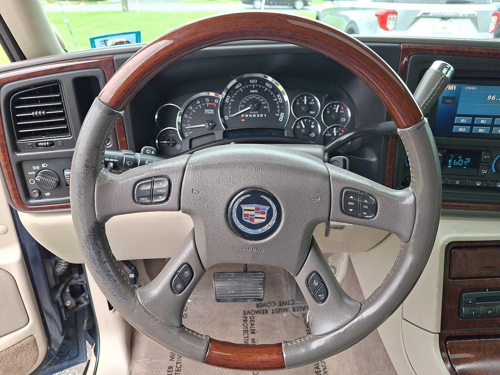 2006 Cadillac Escalade Standard
