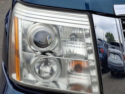 2006 Cadillac Escalade Standard
