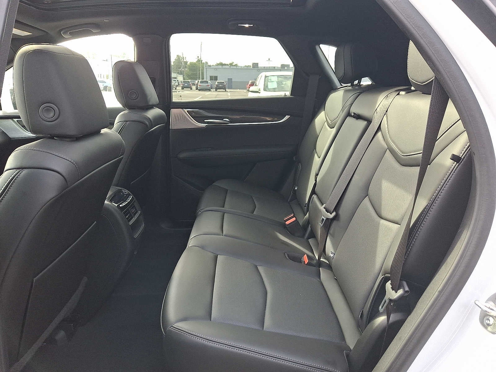 2025 Cadillac XT5 Sport
