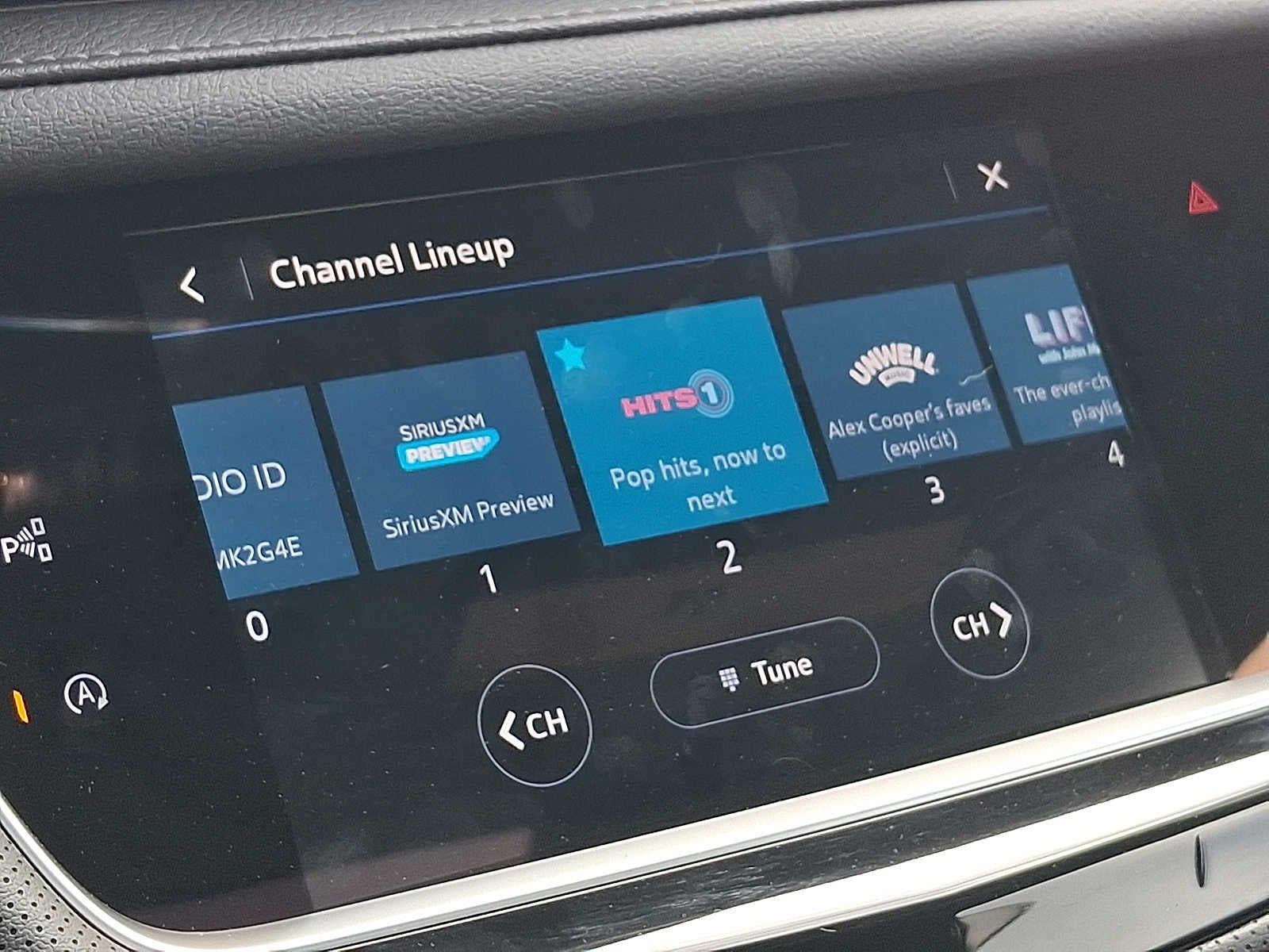 2025 Cadillac XT5 Sport