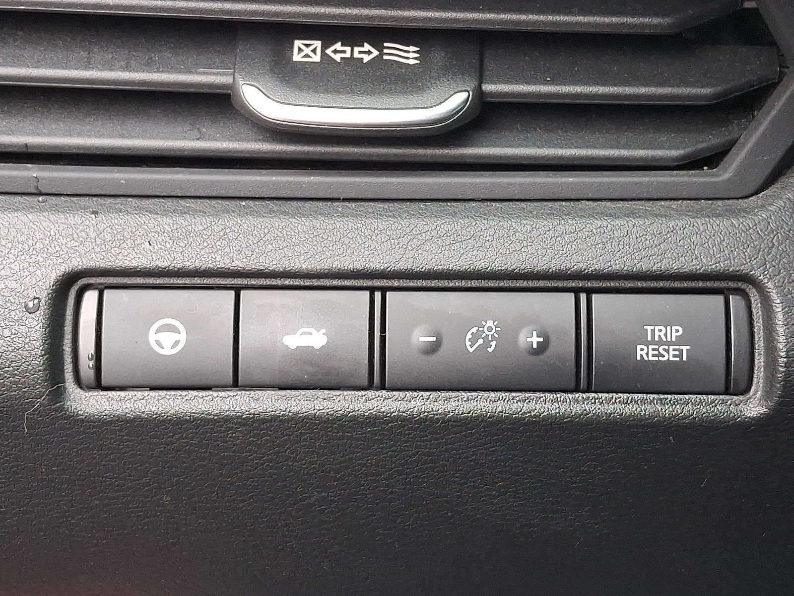 2020 Nissan Altima 2.5 SV