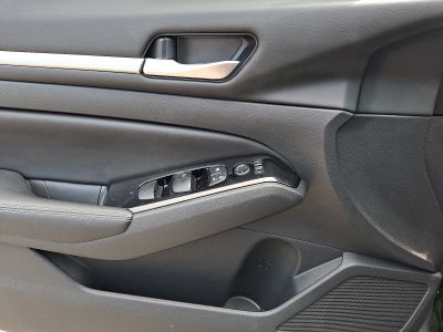 2024 Nissan Altima SL FWD