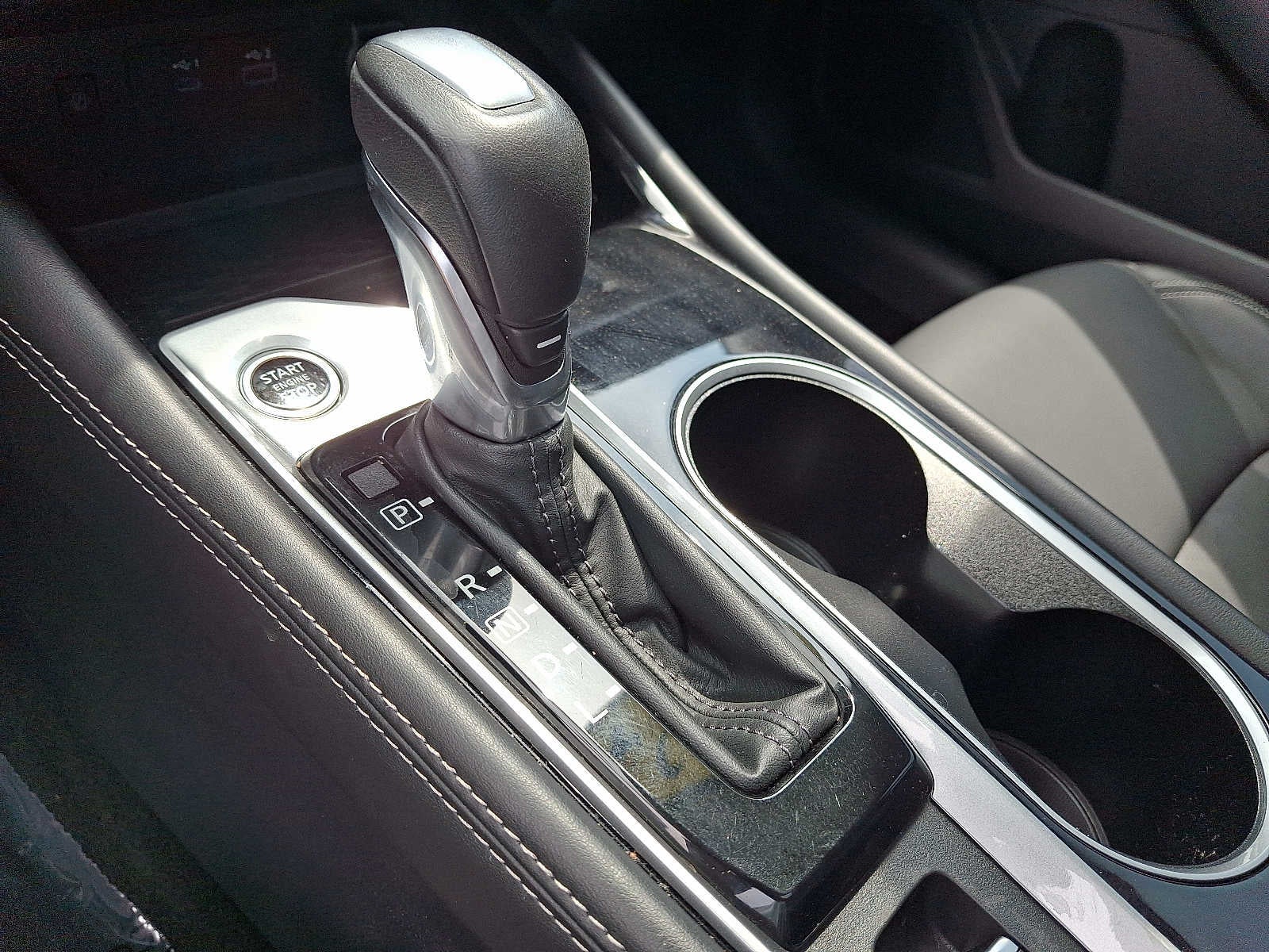 2024 Nissan Altima SL FWD
