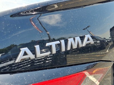 2024 Nissan Altima SL FWD