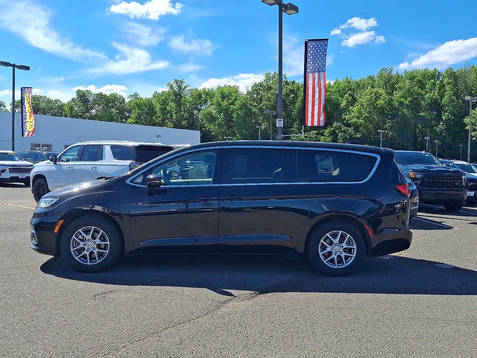 2024 Chrysler Pacifica Touring L