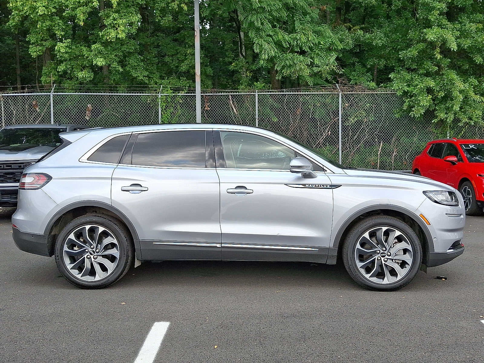 2022 Lincoln Nautilus Reserve