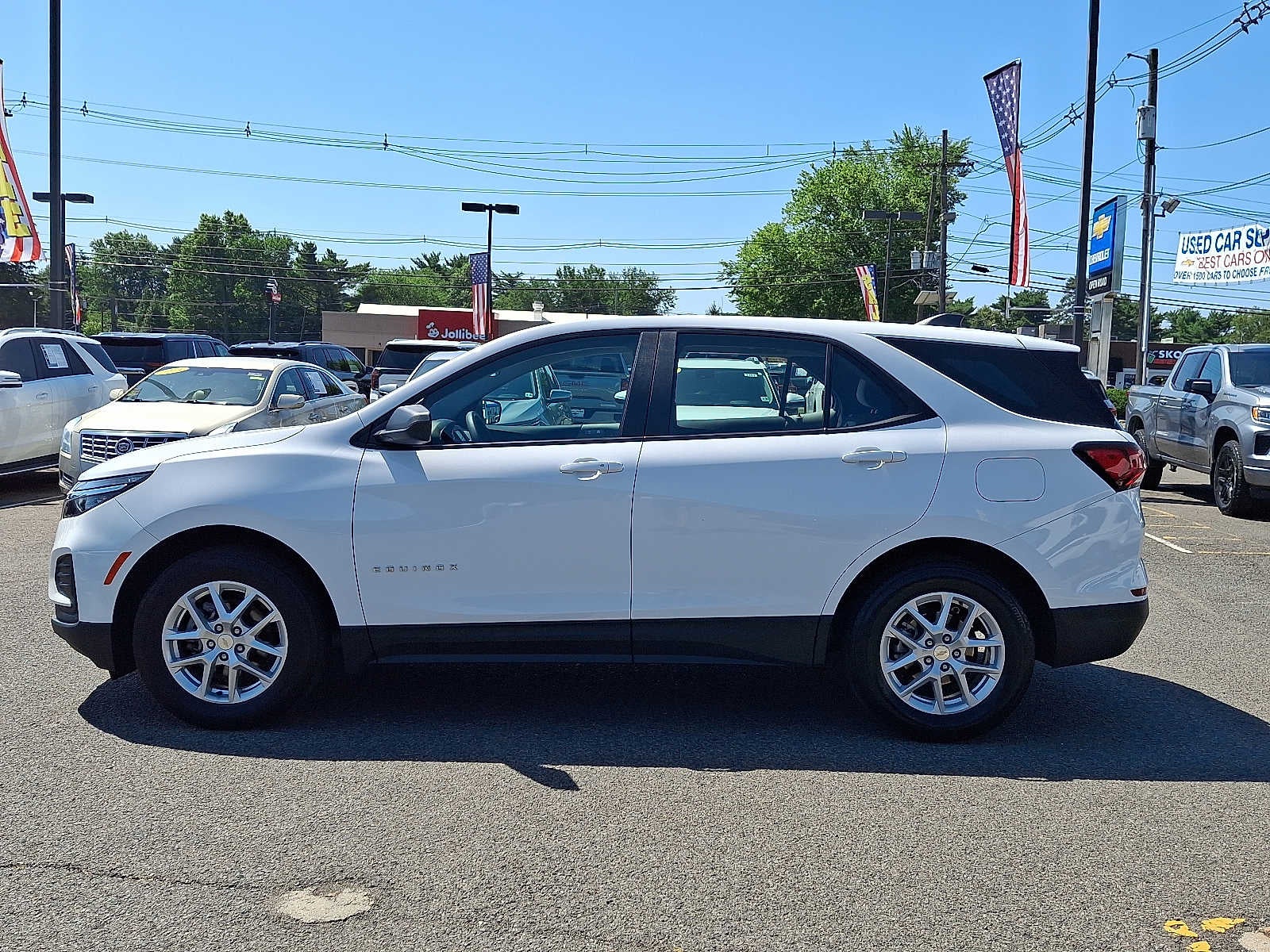 2023 Chevrolet Equinox LS