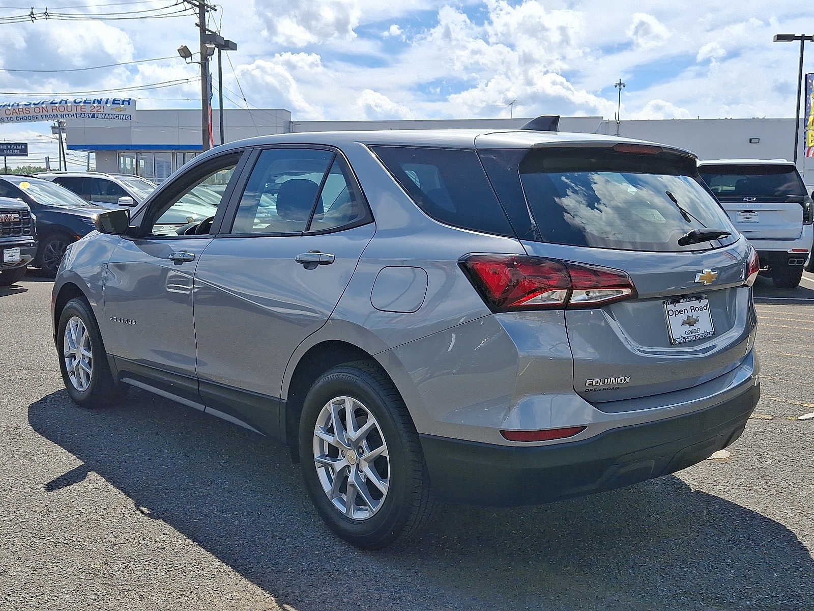 2024 Chevrolet Equinox LS
