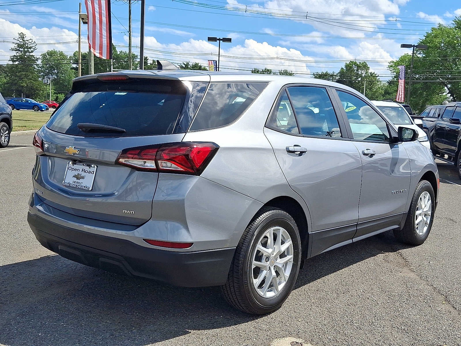 2024 Chevrolet Equinox LS