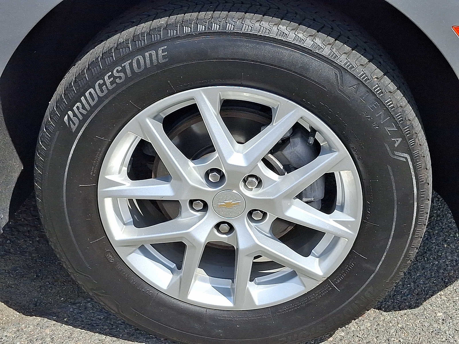 2024 Chevrolet Equinox LS