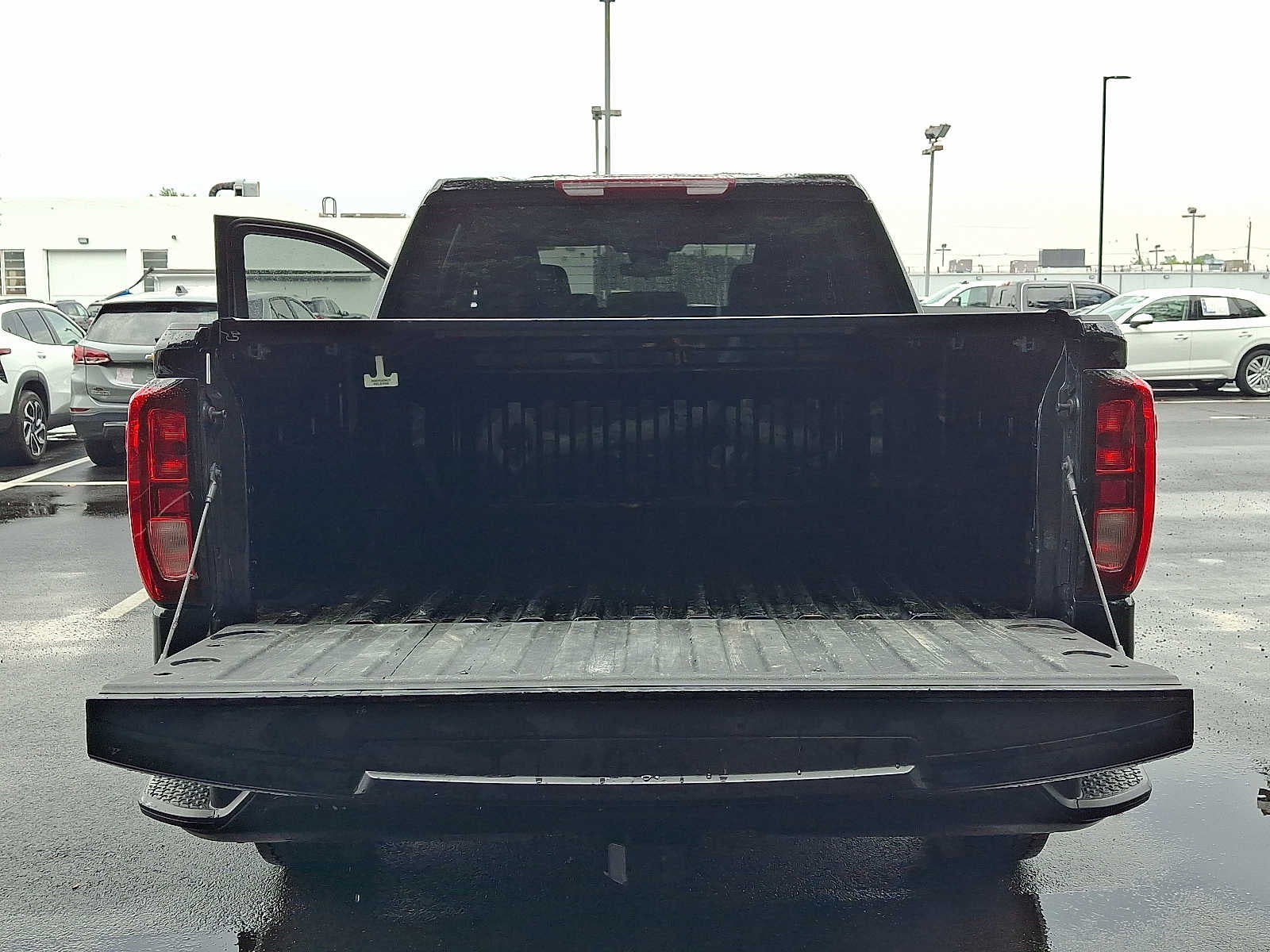 2024 GMC Sierra 1500 SLE