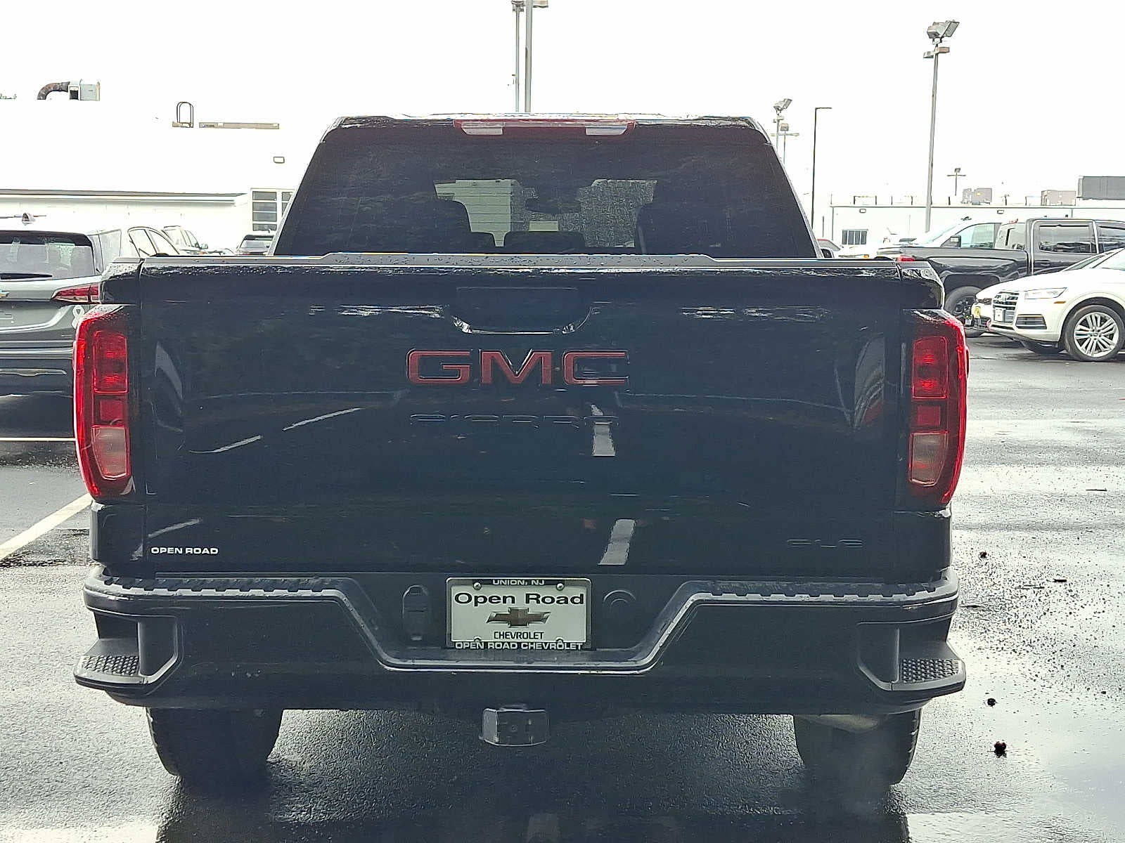 2024 GMC Sierra 1500 SLE