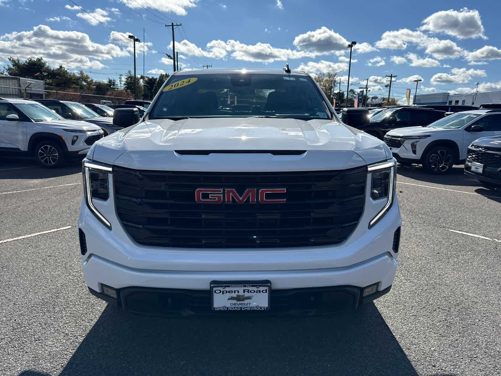 2024 GMC Sierra 1500 Elevation
