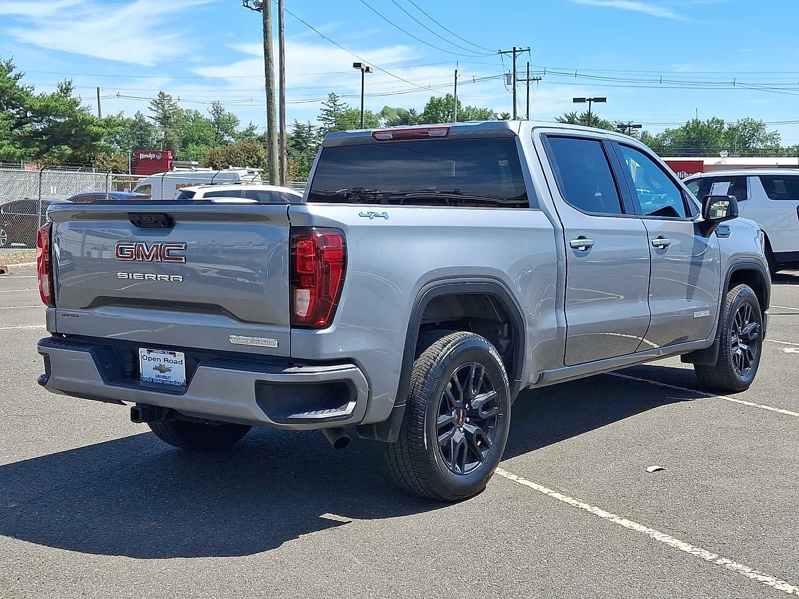 2024 GMC Sierra 1500 Elevation