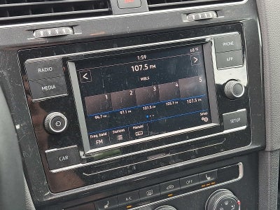 2019 Volkswagen Golf SportWagen S