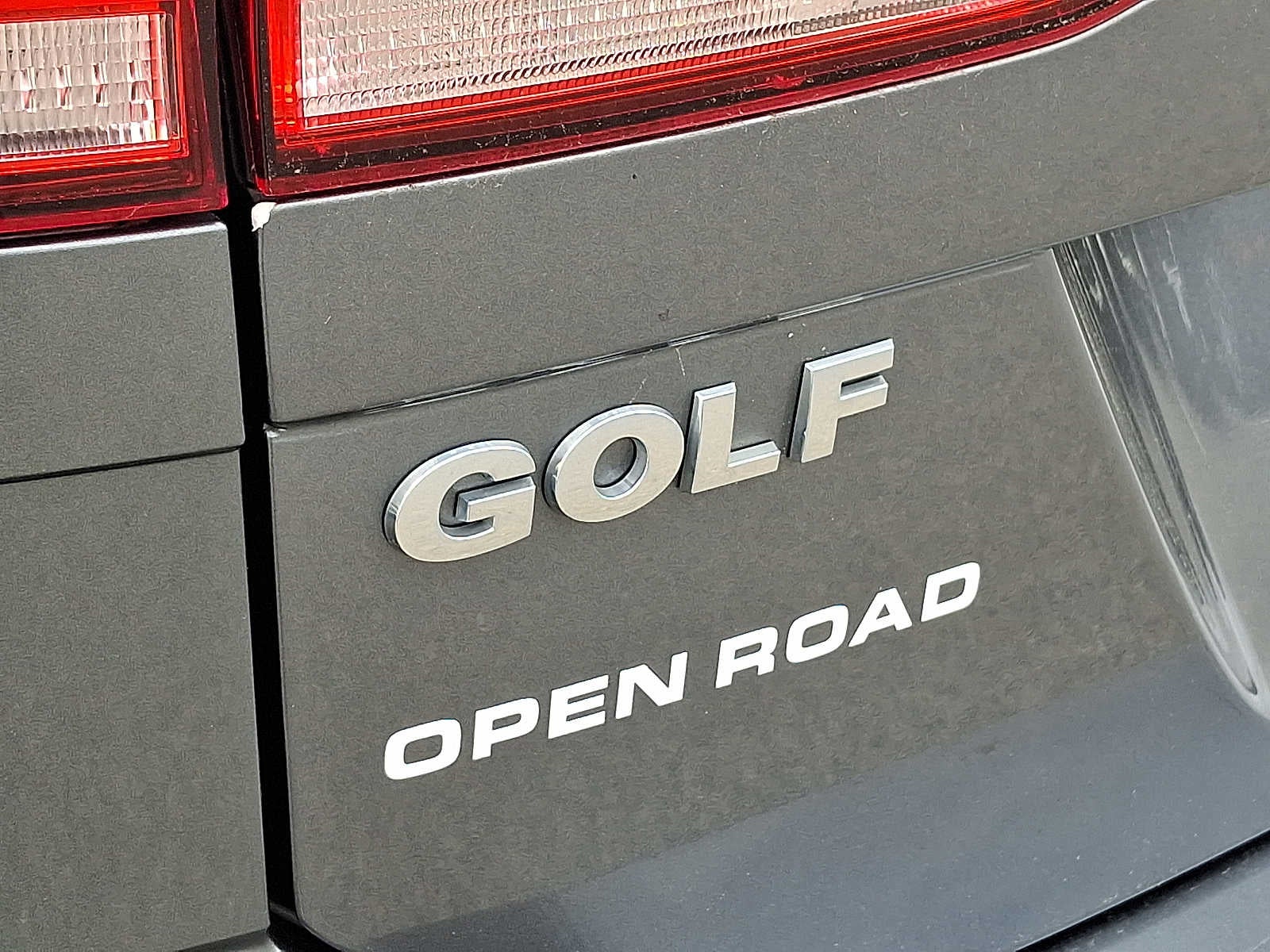 2019 Volkswagen Golf SportWagen S