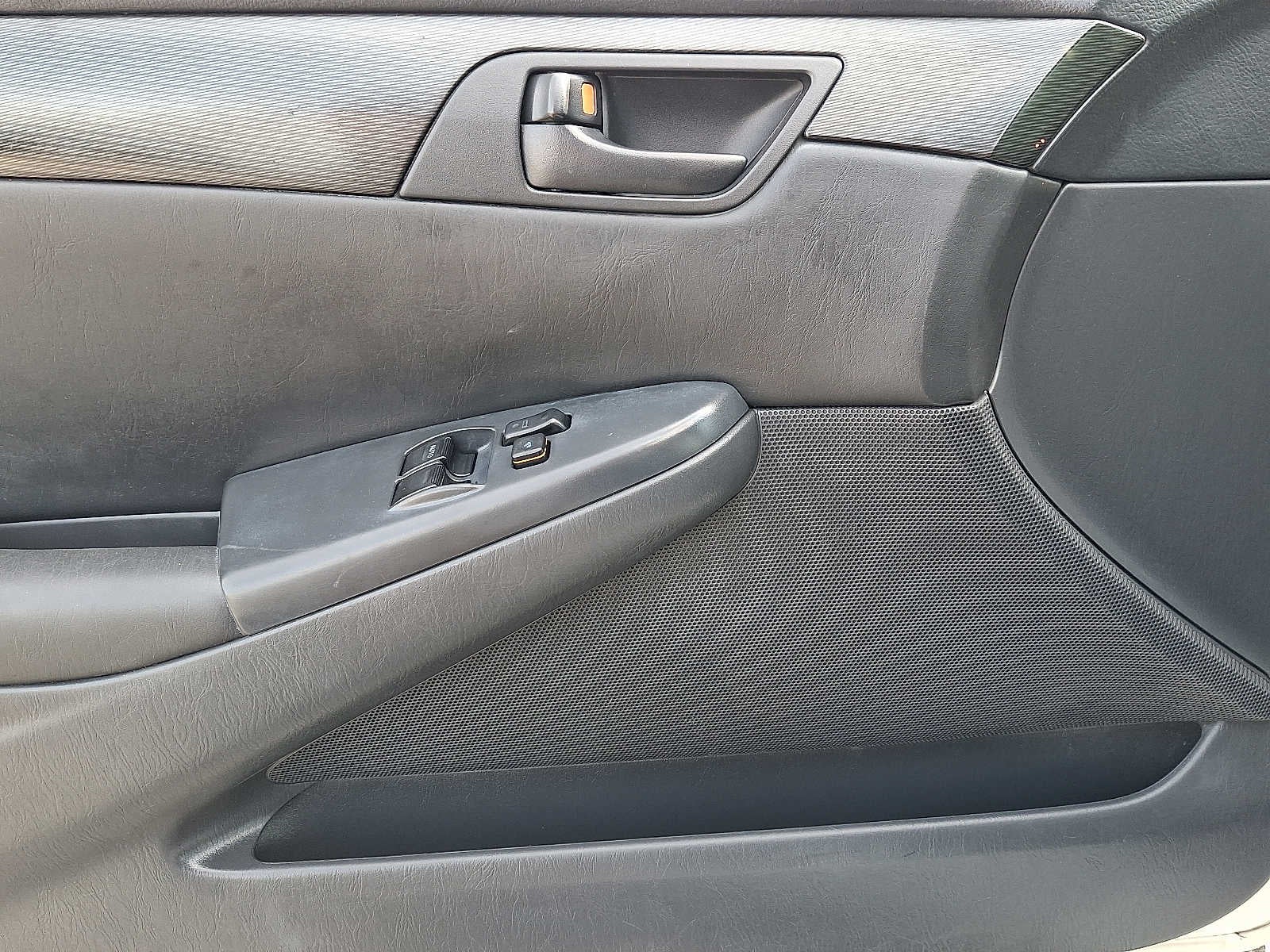 2005 Toyota Camry Solara SE