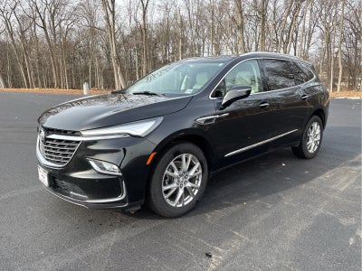 2024 Buick Enclave Essence