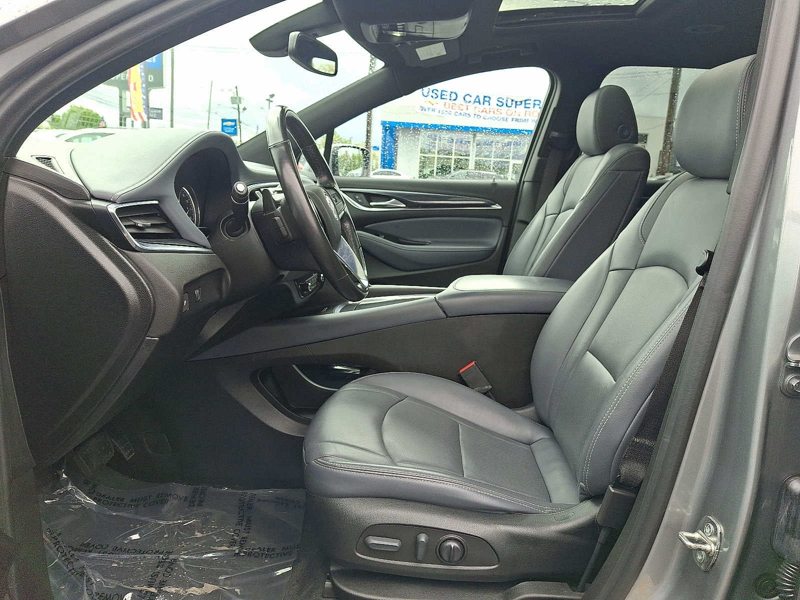 2023 Buick Enclave Essence