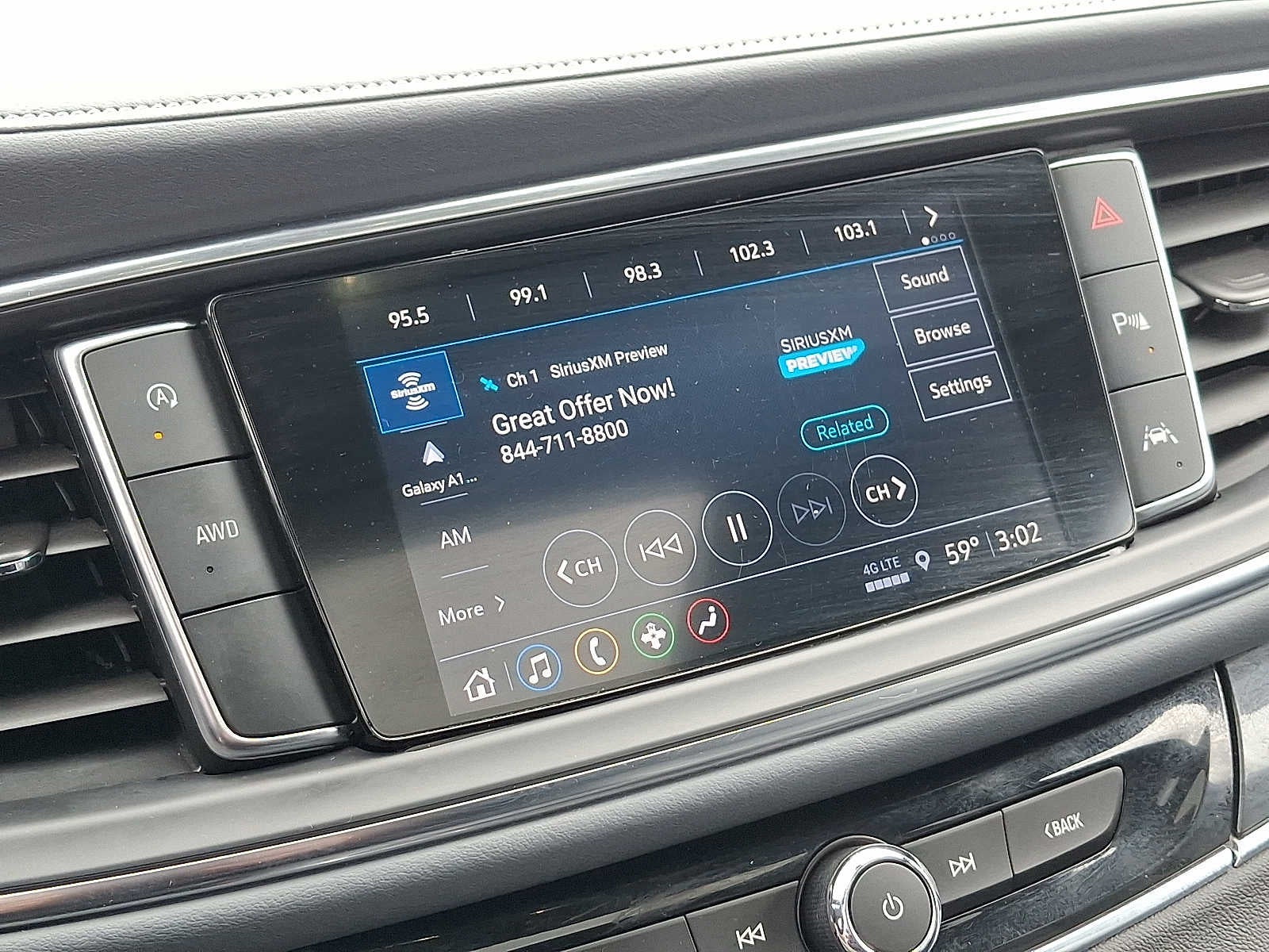 2023 Buick Enclave Essence